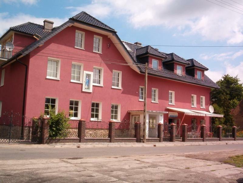 Gosciniec Ella Inn Lipniki Lipniki  エクステリア 写真