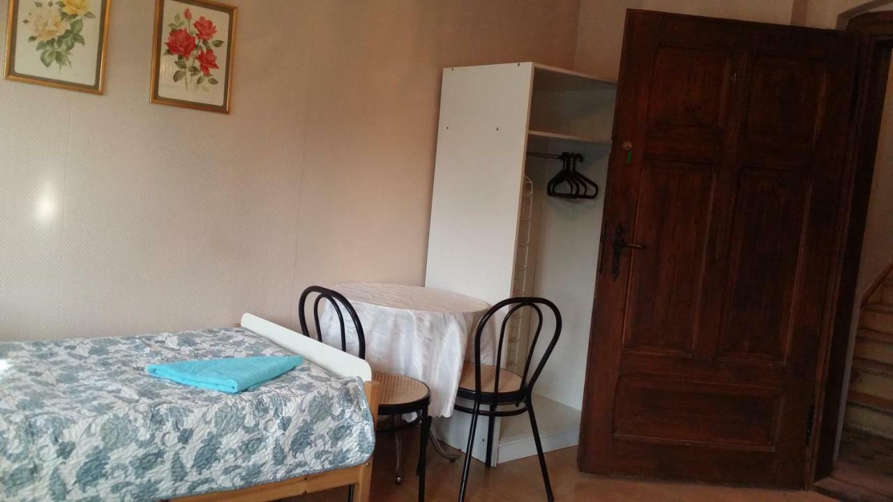 Gosciniec Ella Inn Lipniki Lipniki  エクステリア 写真